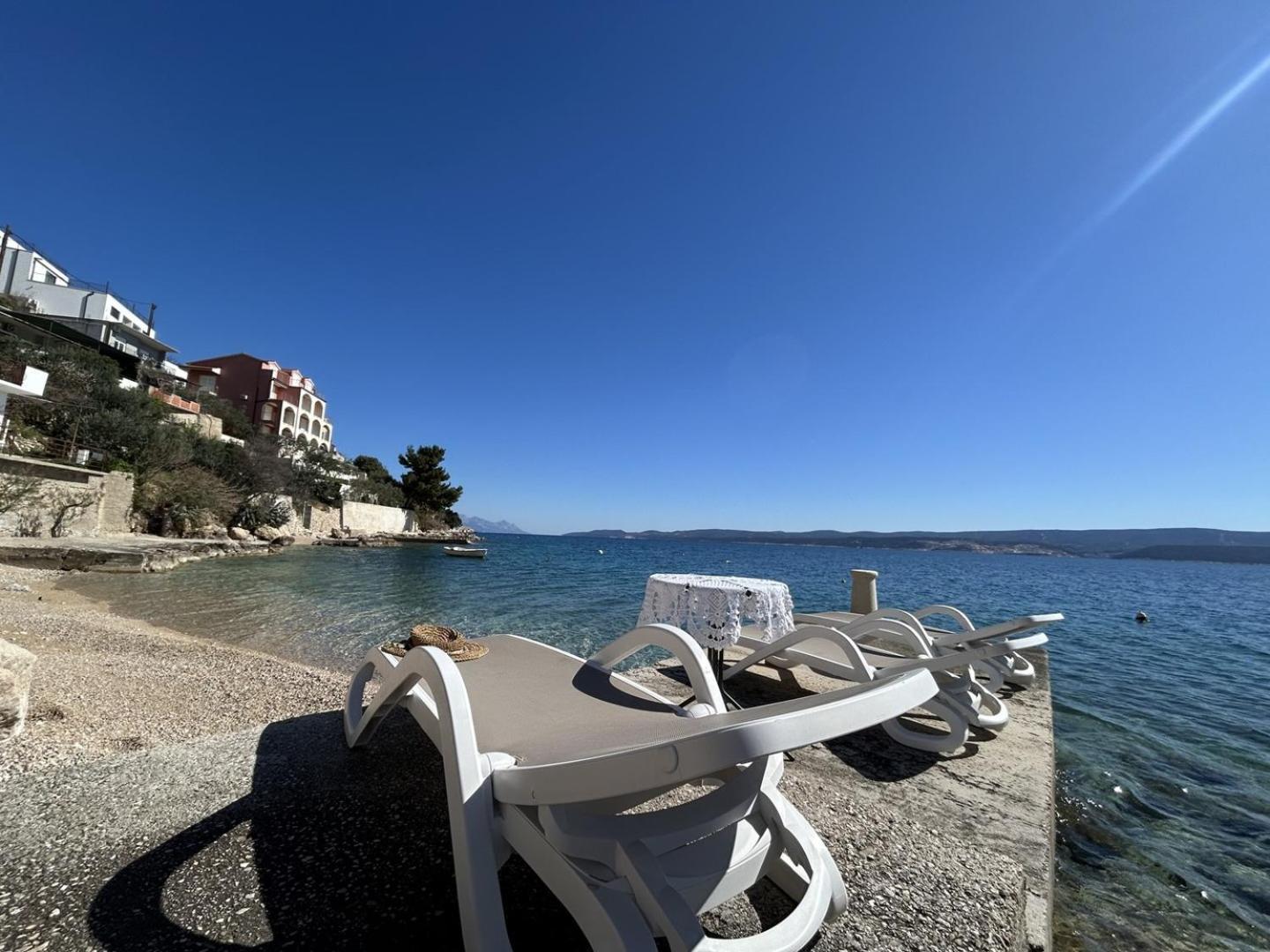 Azure Apartments By The Sea Near City Omiš Exterior foto